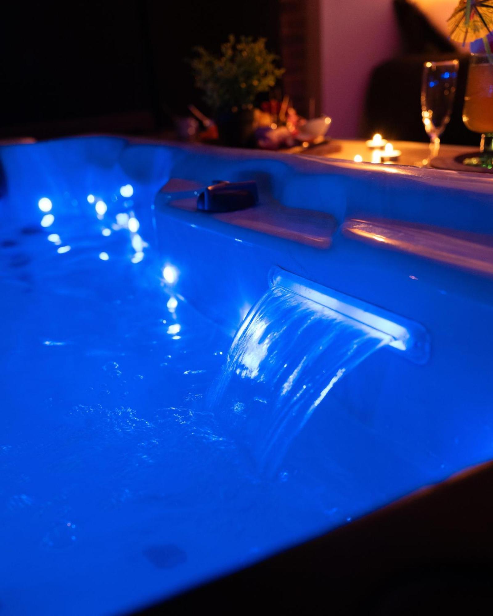 Chambre Romantique Avec Spa Privatif Ferriere-la-Grande ภายนอก รูปภาพ